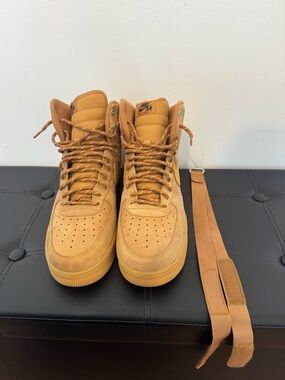 Nike Air Force 1 high Flax - worn once 9.8/10 condition - original box